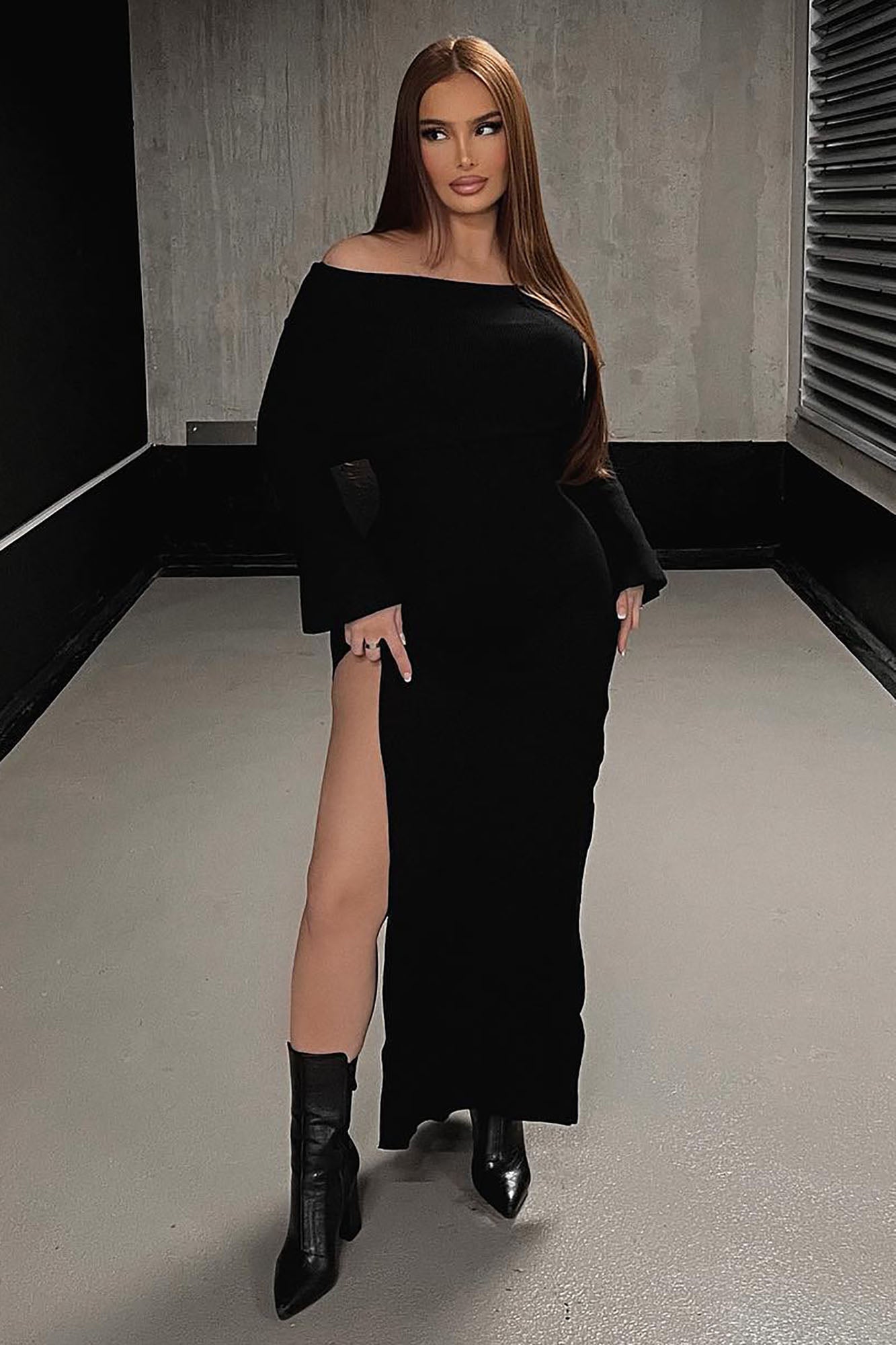 Grab Some Coco Sweater Maxi Dress - Black