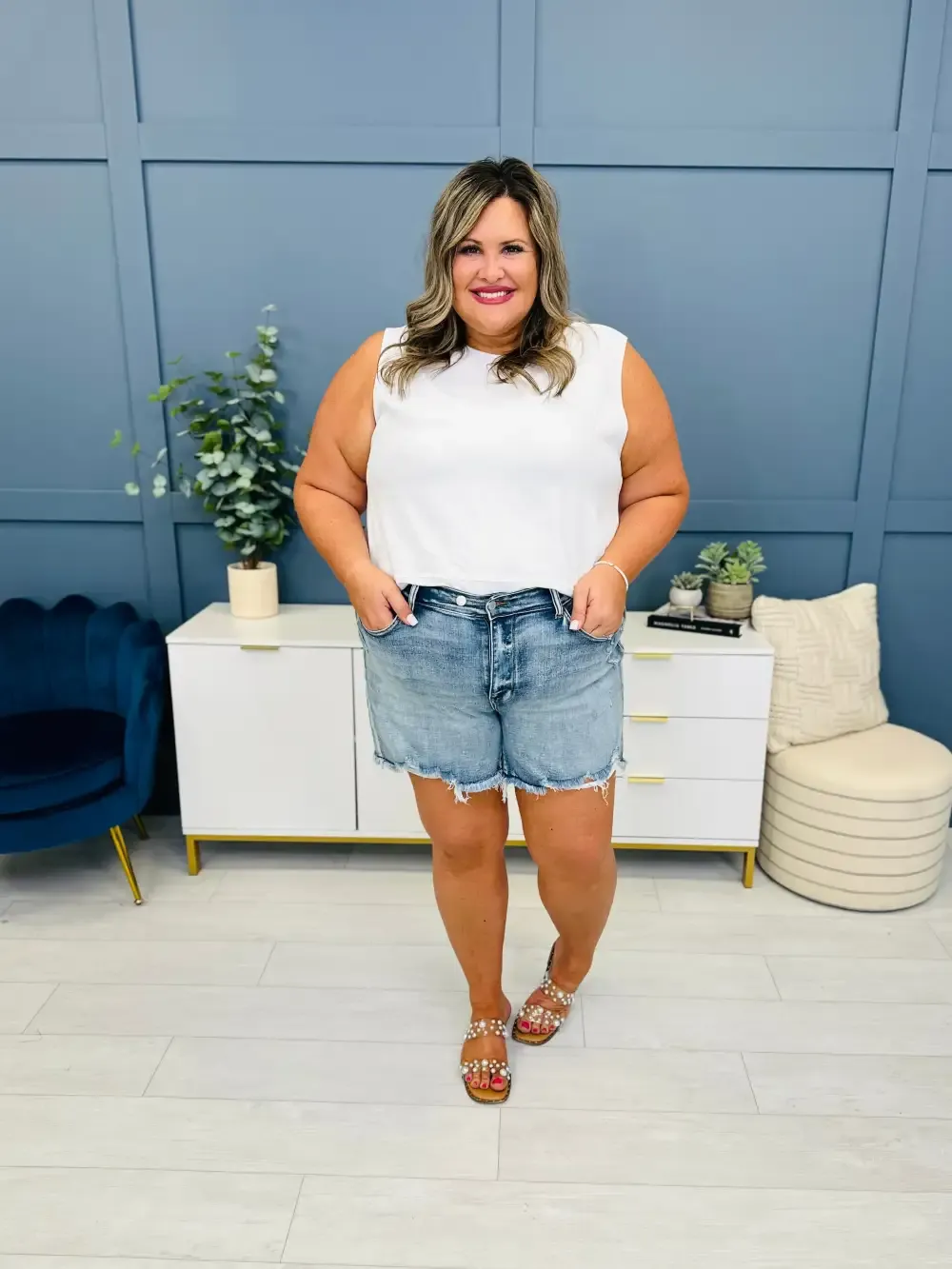 Judy Blue REG/CURVY Summer Snatch Double Button Midrise Adjustable Shorts