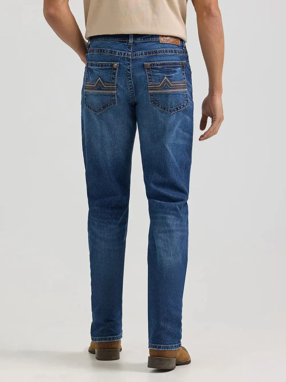 MEN'S ROCK 47 BY WRANGLER SLIM FIT STRAIGHT LEG JEAN IN TYNECASTLE