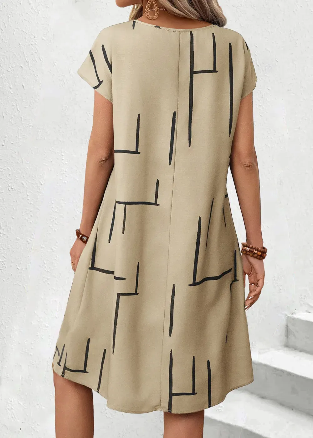 Light Camel Geometric Print Short Sleeve Round Neck Dress