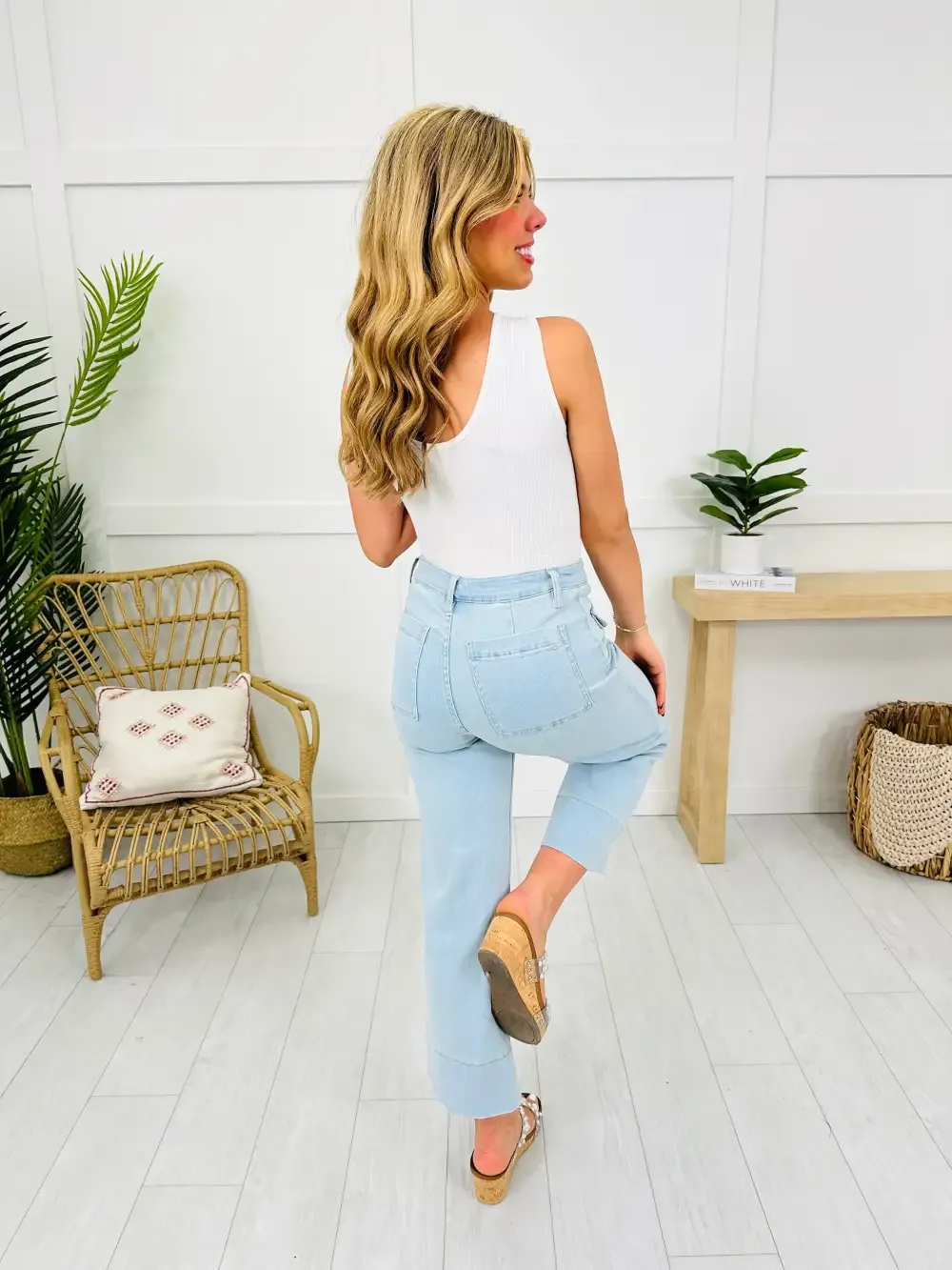 Mica Step Into Style Cropped Wide Leg Jeans
