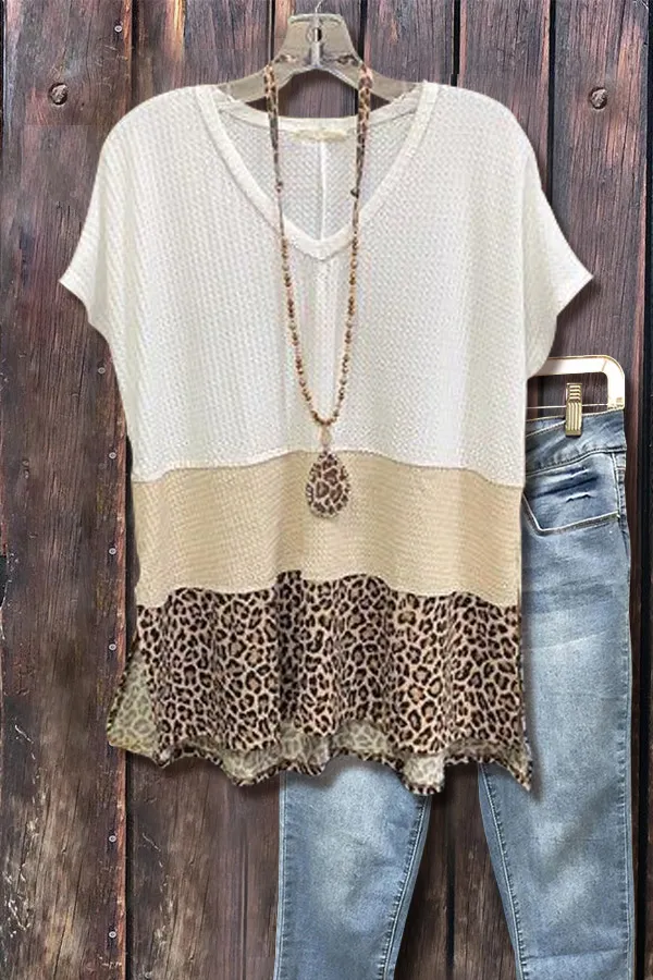 Colorblock Leopard Print V-Neck Side Slit Top