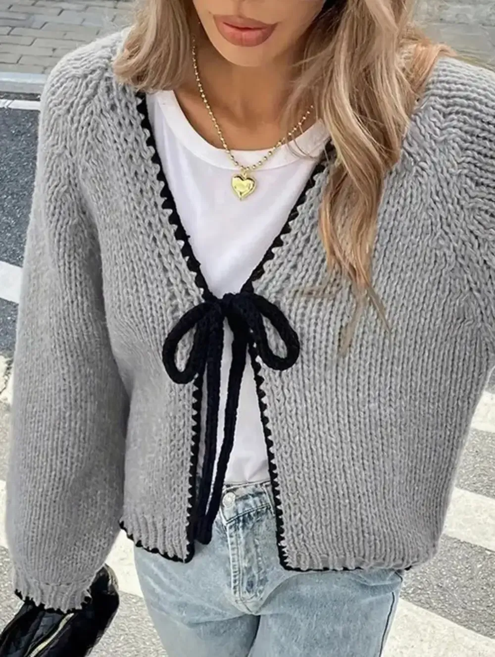 Loose-fitting bow tie cardigan jacket