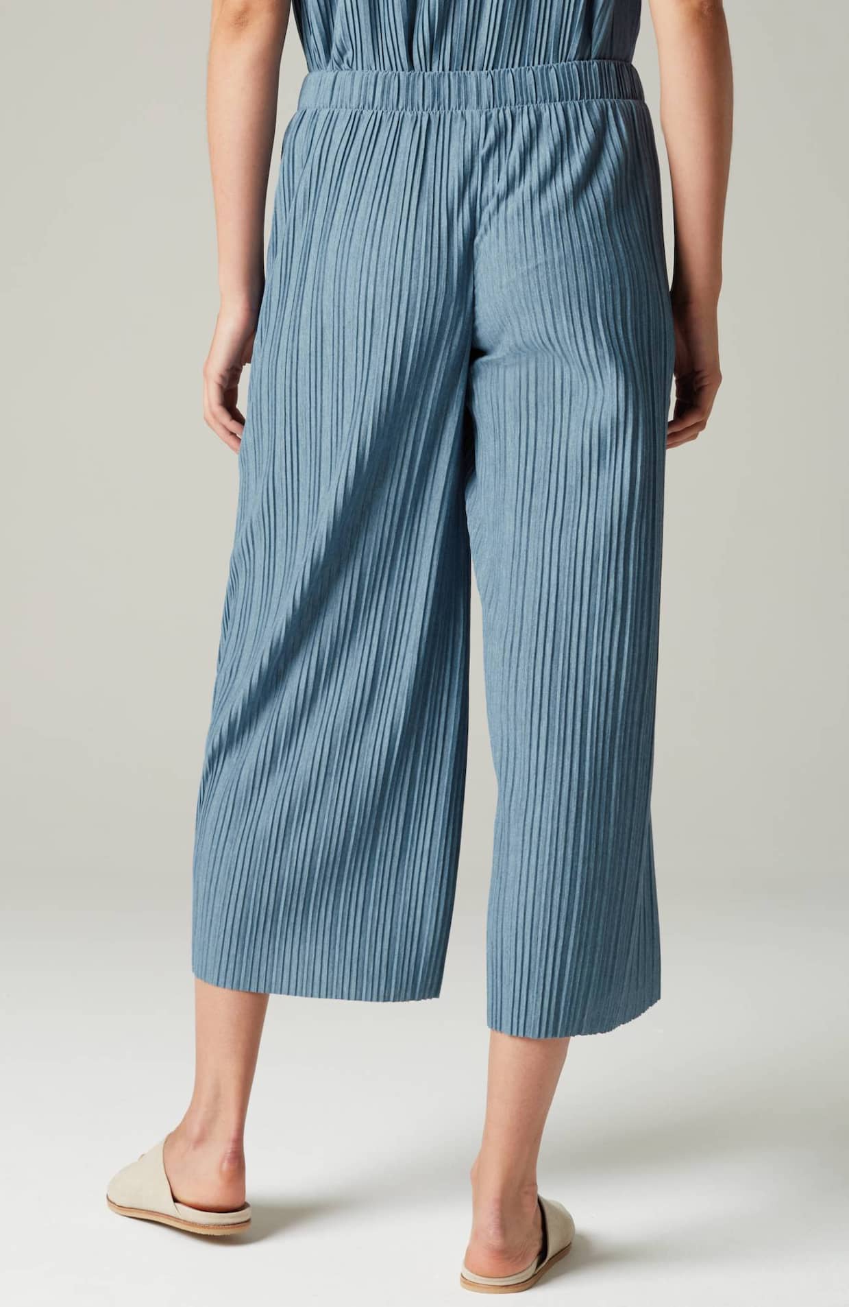 pure jill pleated jersey-knit crops