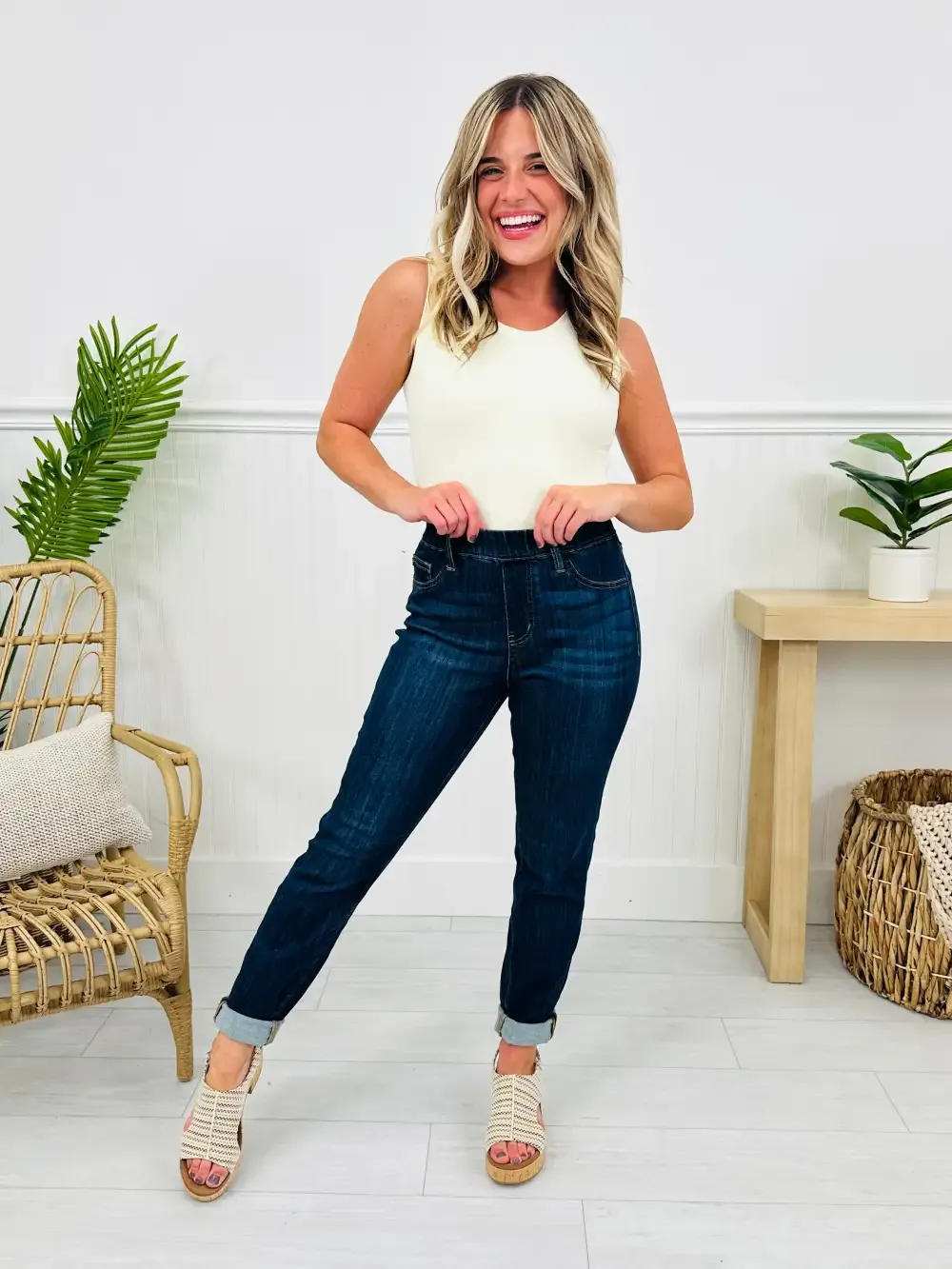 Judy Blue REG/CURVY Pulling Me Back Double Cuff Slim Fit Jeans