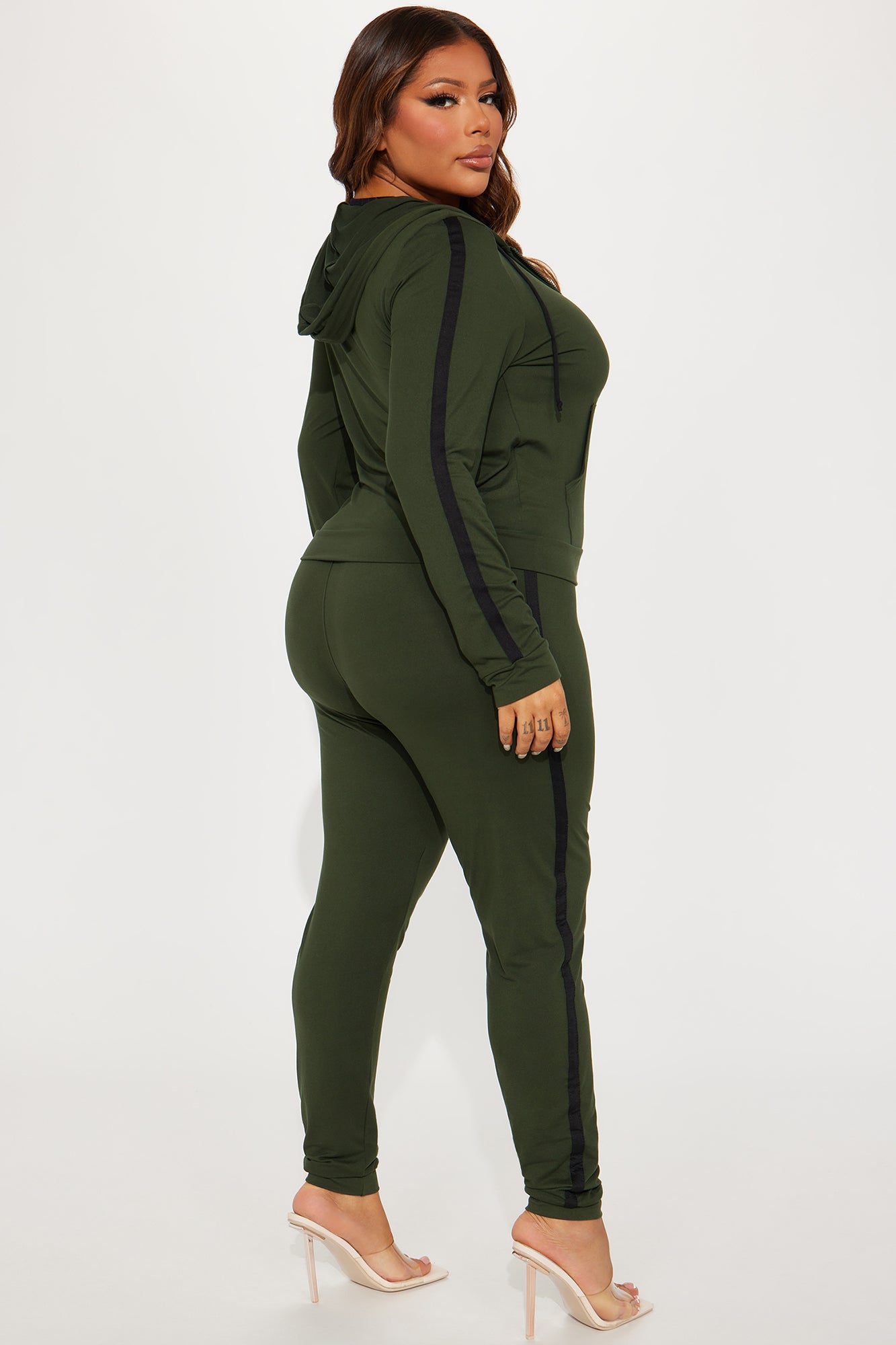 Tennis Courts III Zip Set - Olive