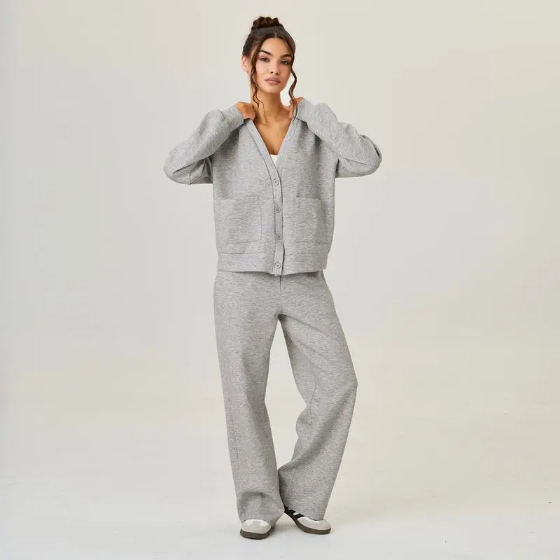 Women’s Fall Slouchy Cardigan & Trouser Set