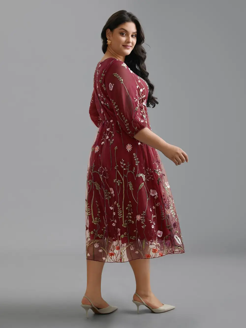 Floral Embroidered Elastic Waist Lined Midi Dress