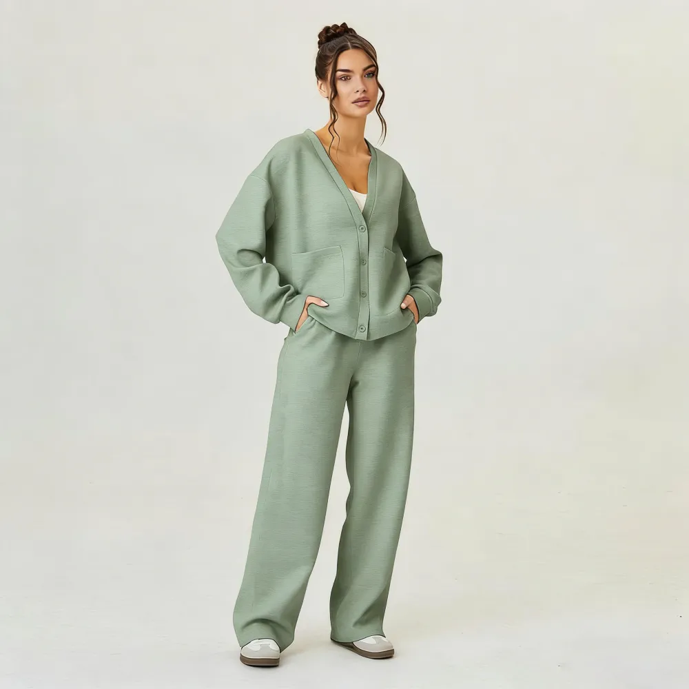 Women’s Fall Slouchy Cardigan & Trouser Set