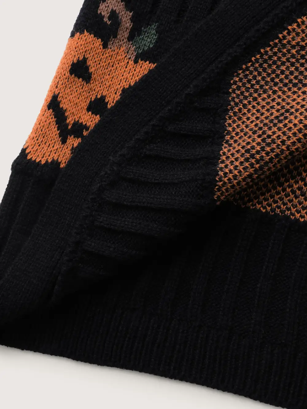 Haunted Pumpkin Print Curvy Hem Knit Cardigan