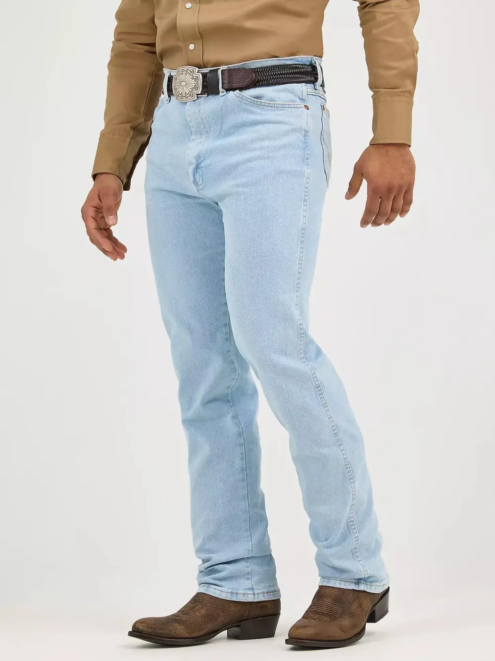 WRANGLER COWBOY CUT SLIM FIT ACTIVE FLEX JEANS IN BLEACH