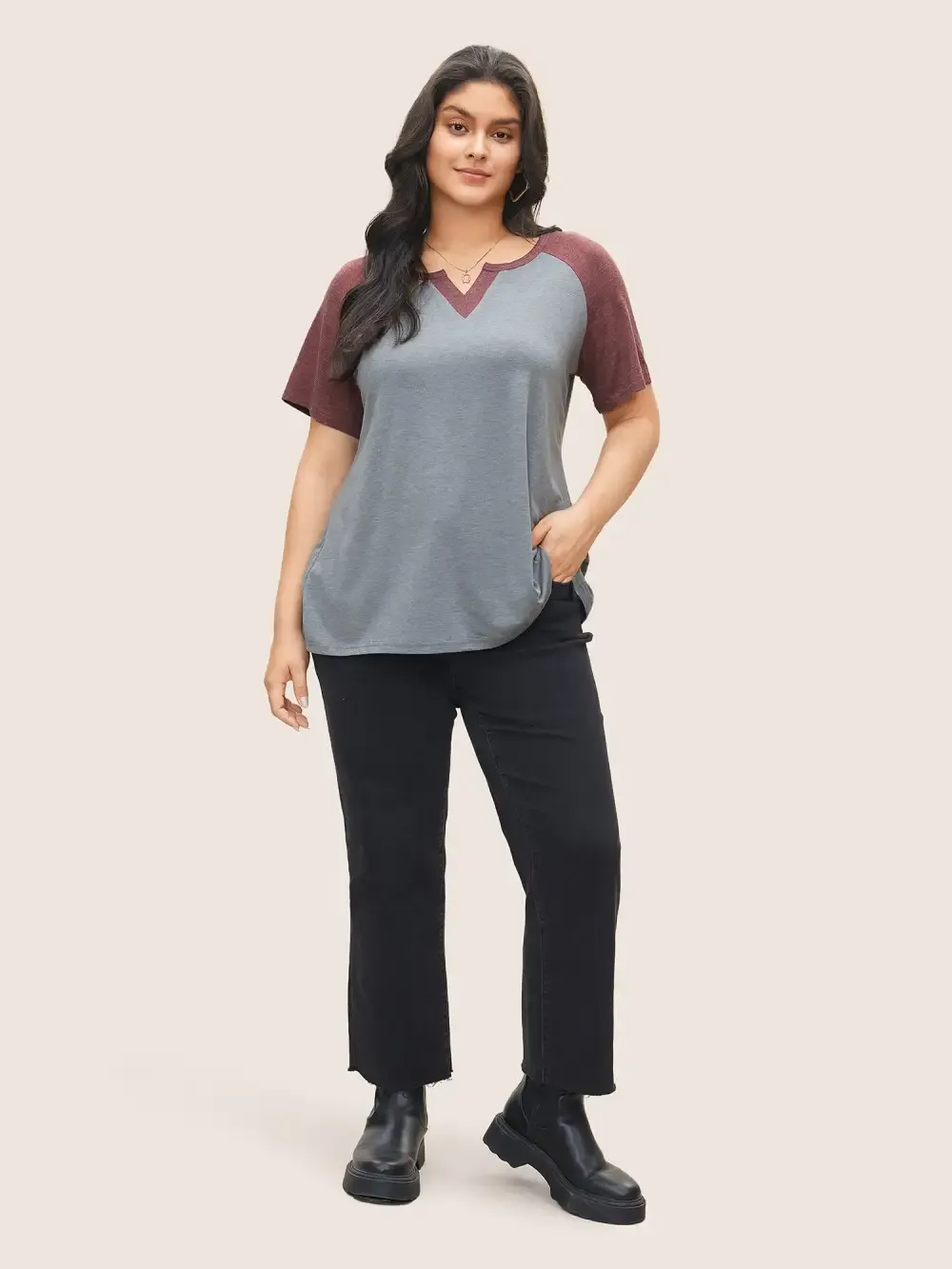 Colorblock Contrast Notched Raglan Sleeve T-Shirt