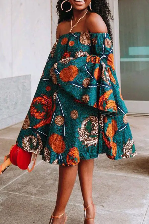 Graphic Print Retro Bell Sleeve Midi Dress