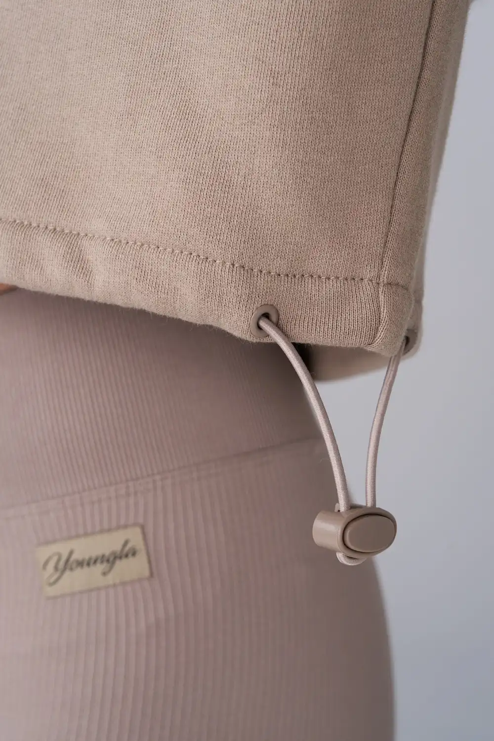 W544 Breeze Zip-Up