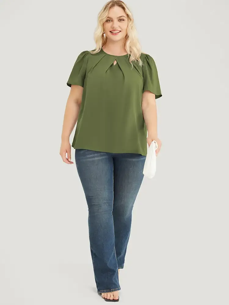 Solid Pleated Detail Keyhole Puff Sleeve Blouse