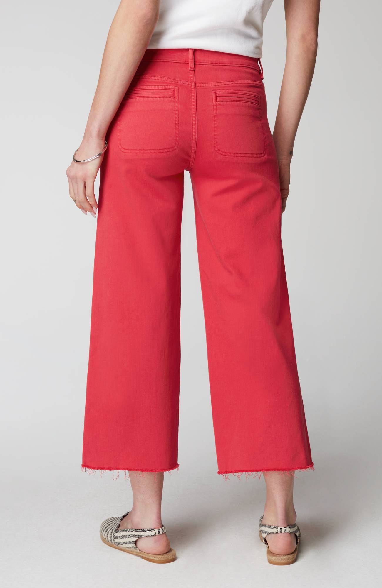 Wide-Leg Welt-Pocket Crops