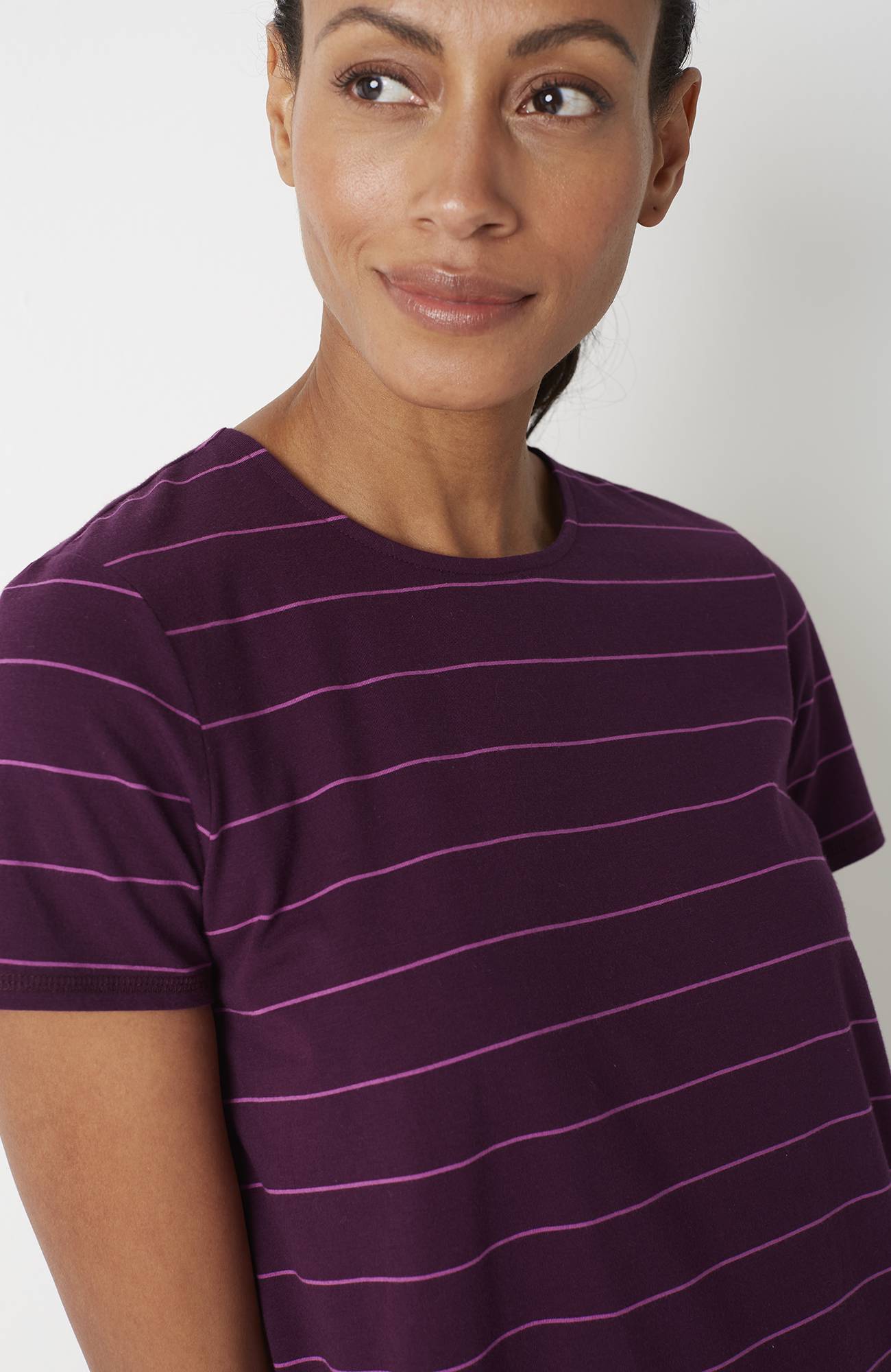 fit progress pima-stretch shirttail tee
