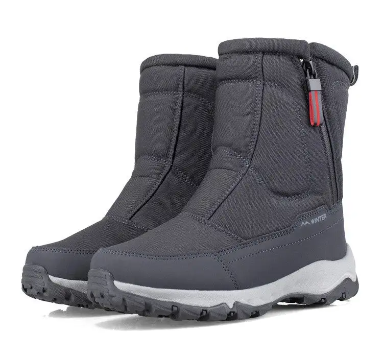 Thickened men's snow boots with plush insulation, anti slip and waterproof women's short sleeved couples' large cotton shoes