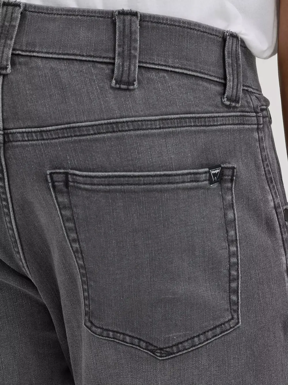 MEN'S UNLIMITED COMFORT FLEX WAIST TAPERED JEAN IN RONNIE