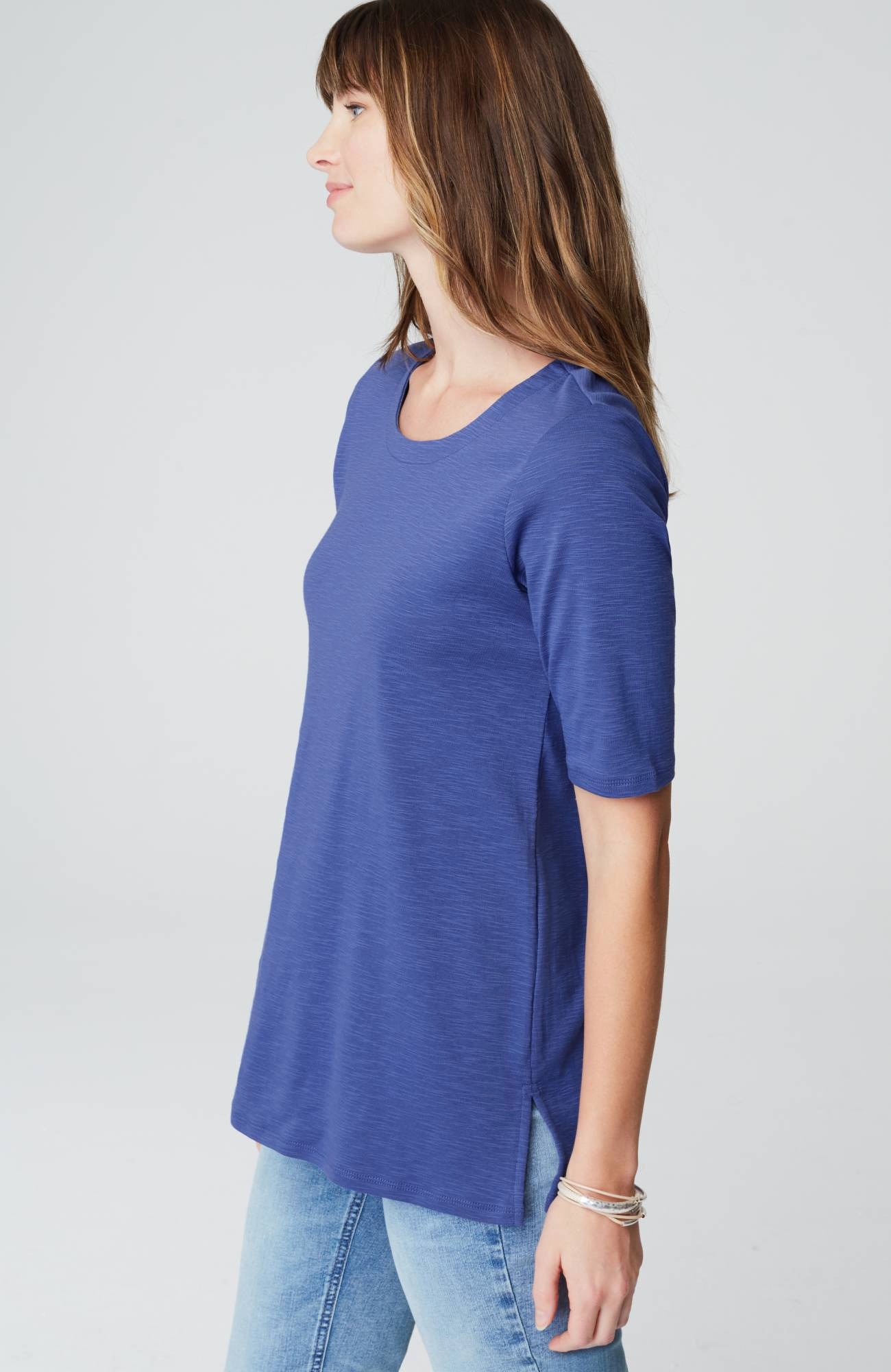 pima-slub scoop-neck side-slit tee