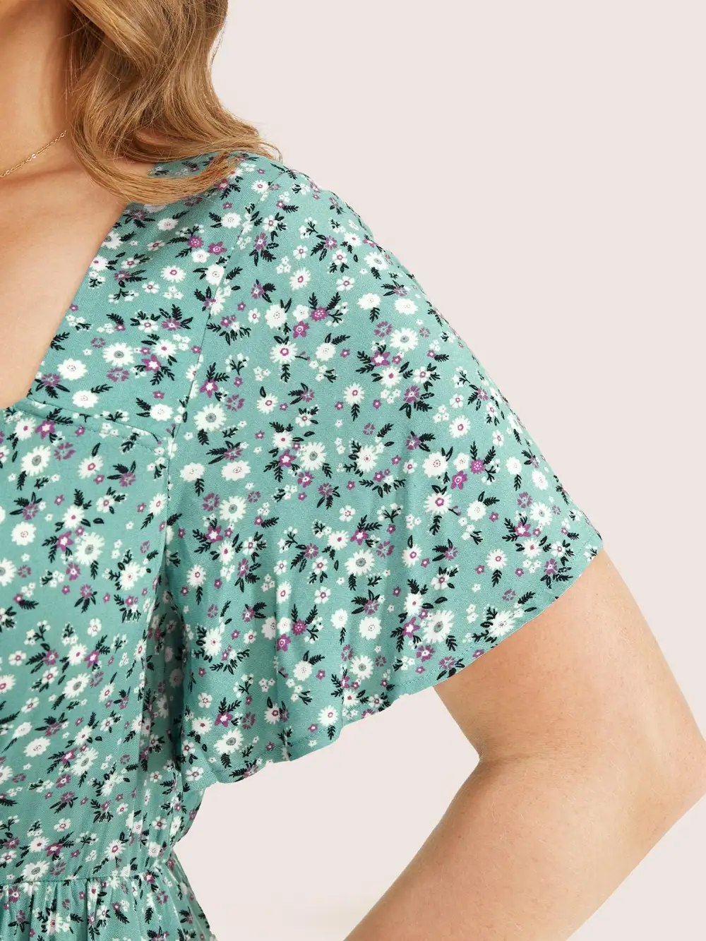 Ditsy Floral Sweetheart Drawstring Pocket Tiered Dress