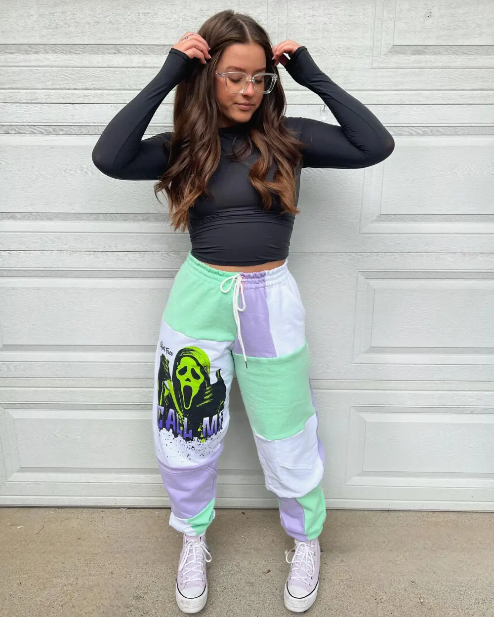 Green sweatpants how perfect and cozy piece for your Halloween day