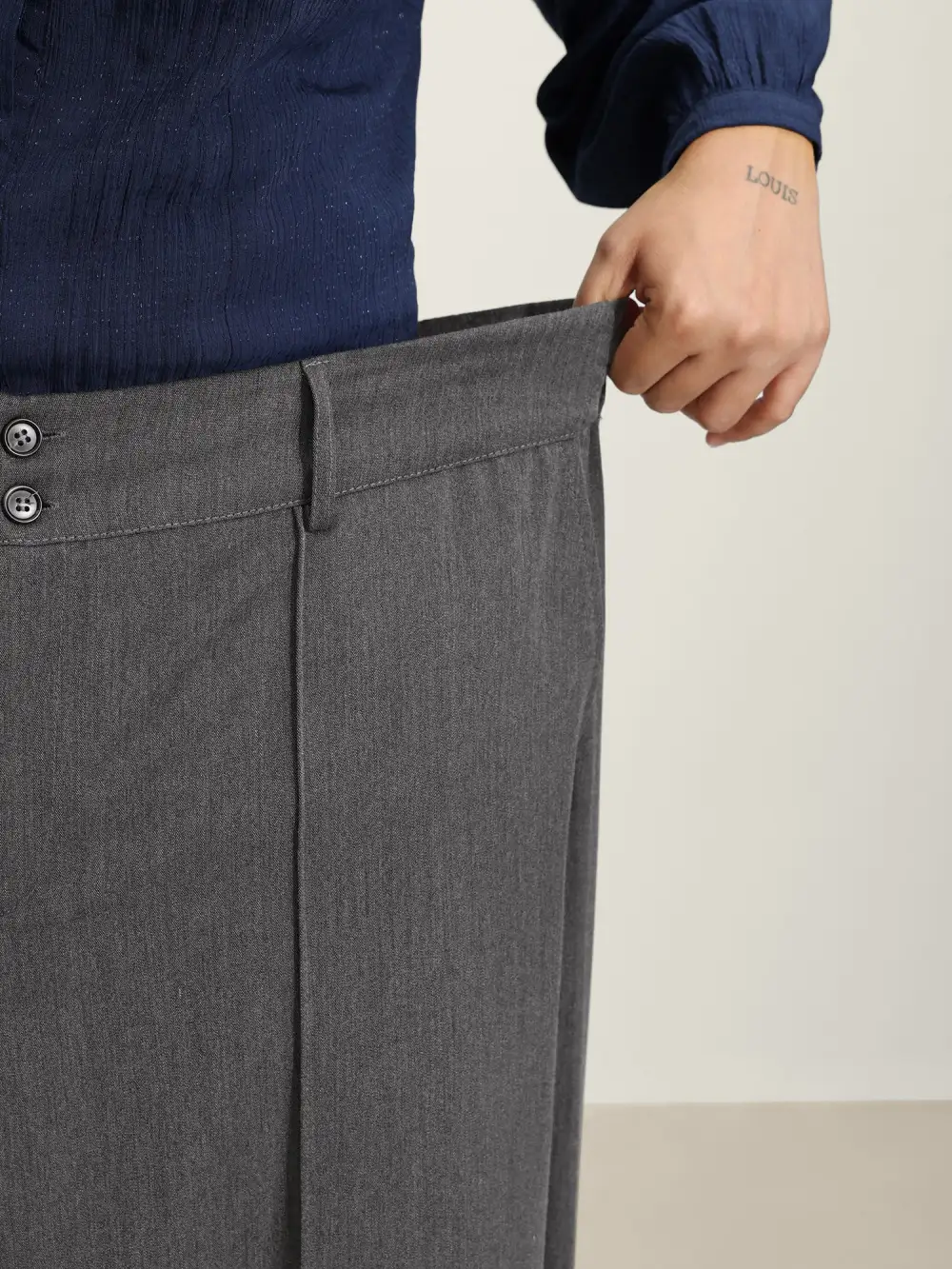 Double-Button Pleated Detail Wide-Leg Pants