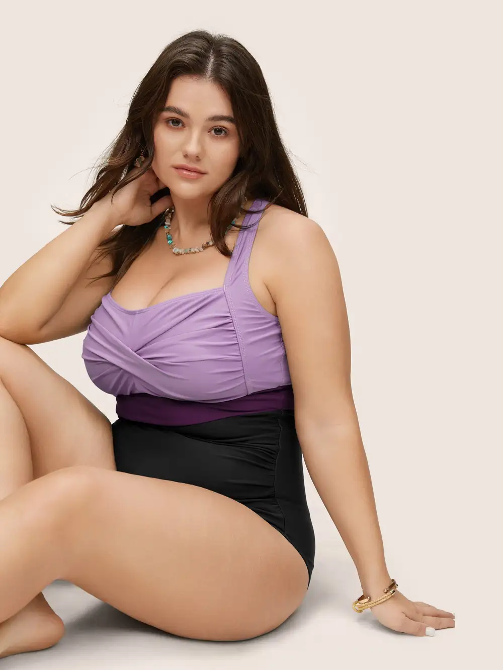 Contrast Twist Front Tummy-Control One Piece Swimsuit