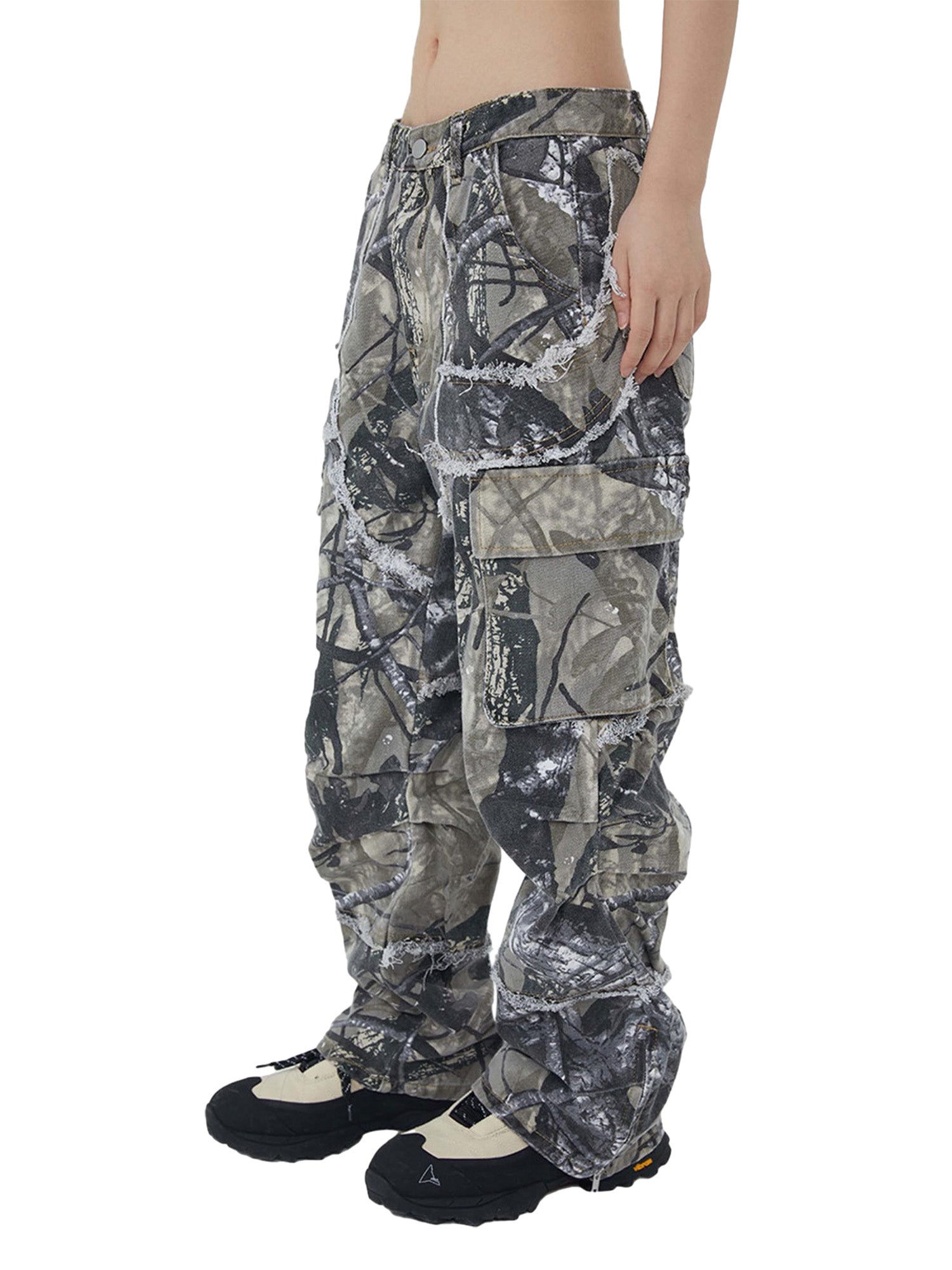 Camouflage Leaf Straight Leg Pants- 1870