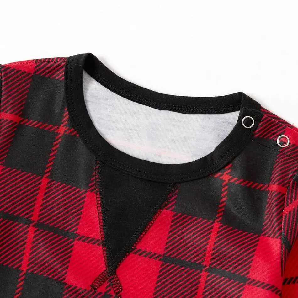 Christmas Black-Red Plaid Family Matching Pajamas Set (with Pet Dog Clothes)