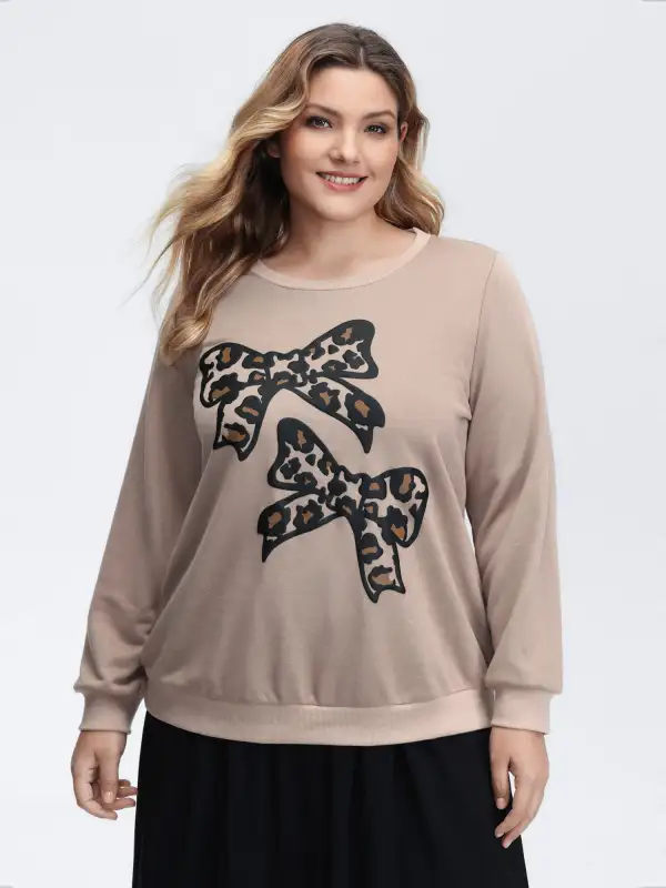 Leopard Bowtie Print Stretchy-Fit Sweatshirt