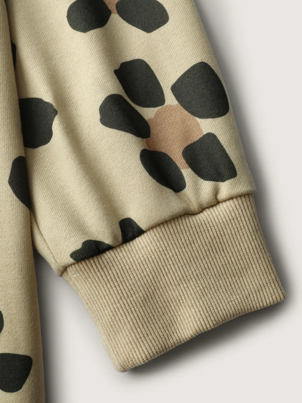 Wild Floral Print Relaxed-Fit Sweatshirt