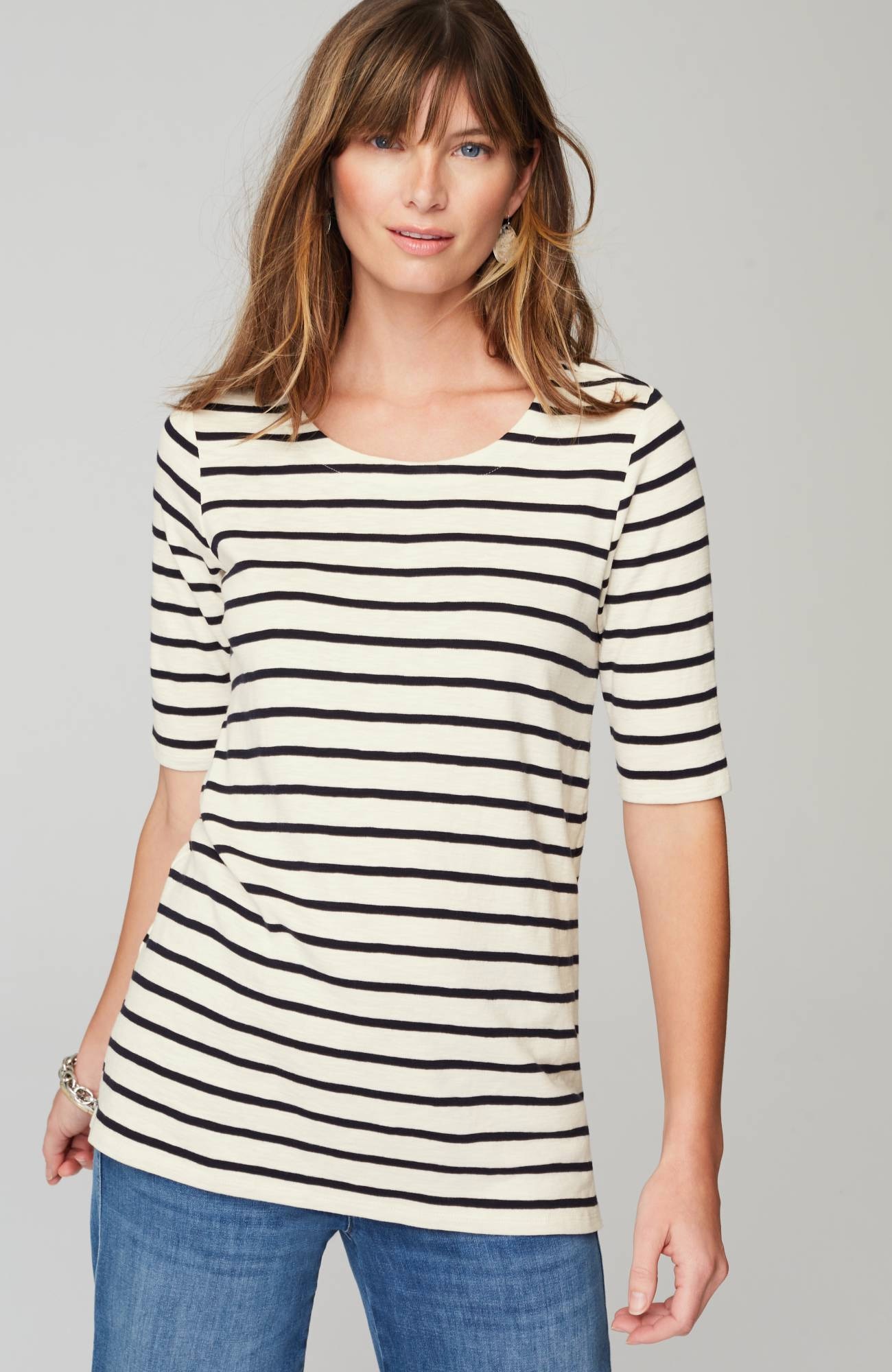 pima-slub scoop-neck side-slit tee