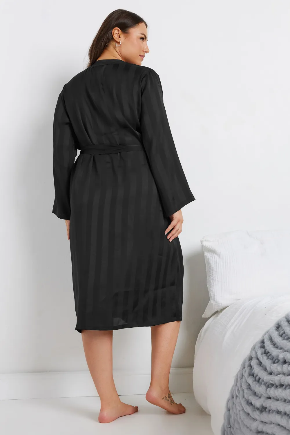 YOURS Curve Red Stripe Jacquard Satin Robe