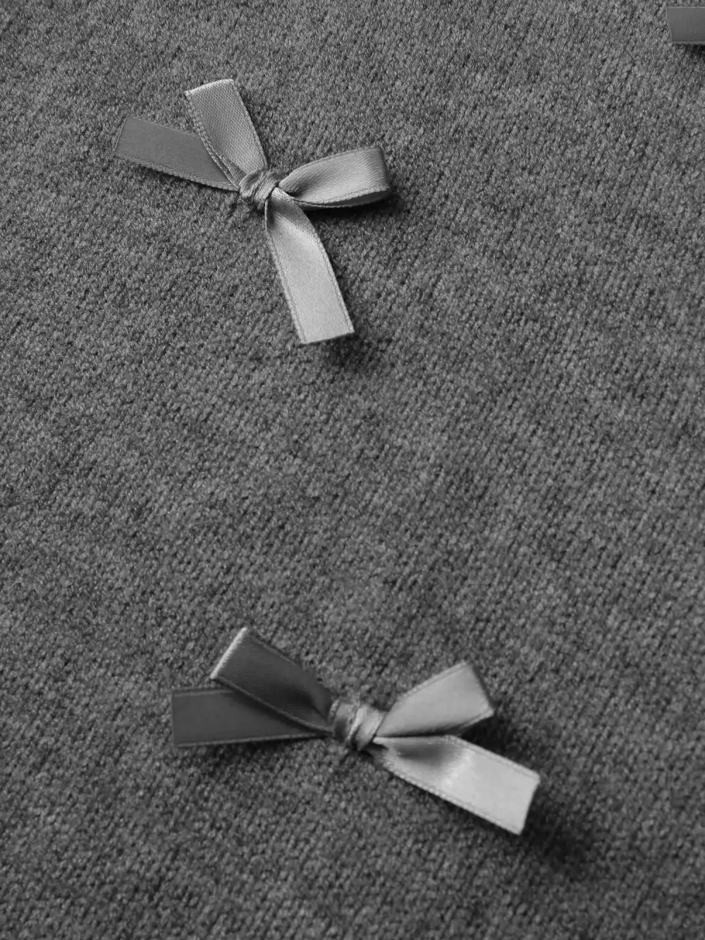 3D Bowknot Round Neck Knit Cardigan