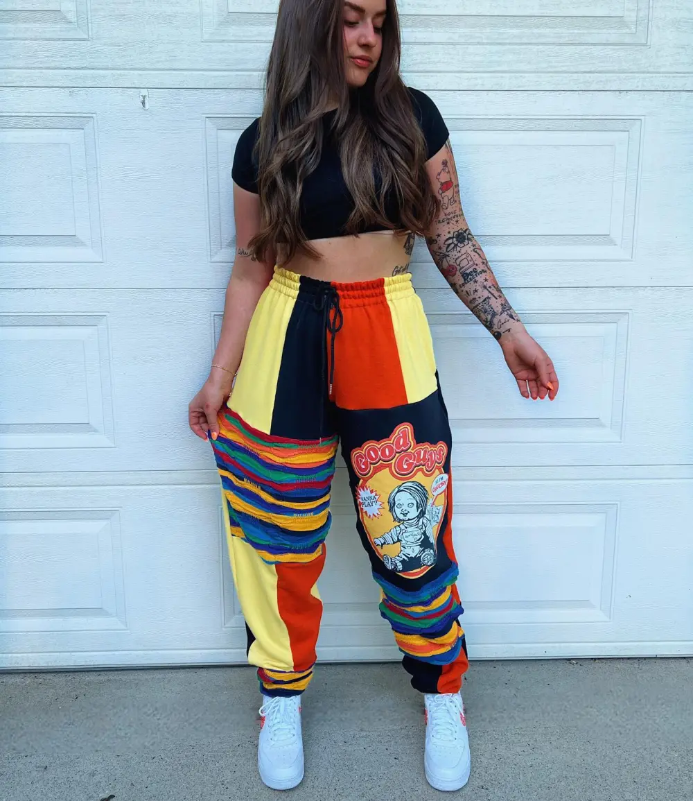 Yellow sweatpants how perfect and cozy piece for your Halloween day