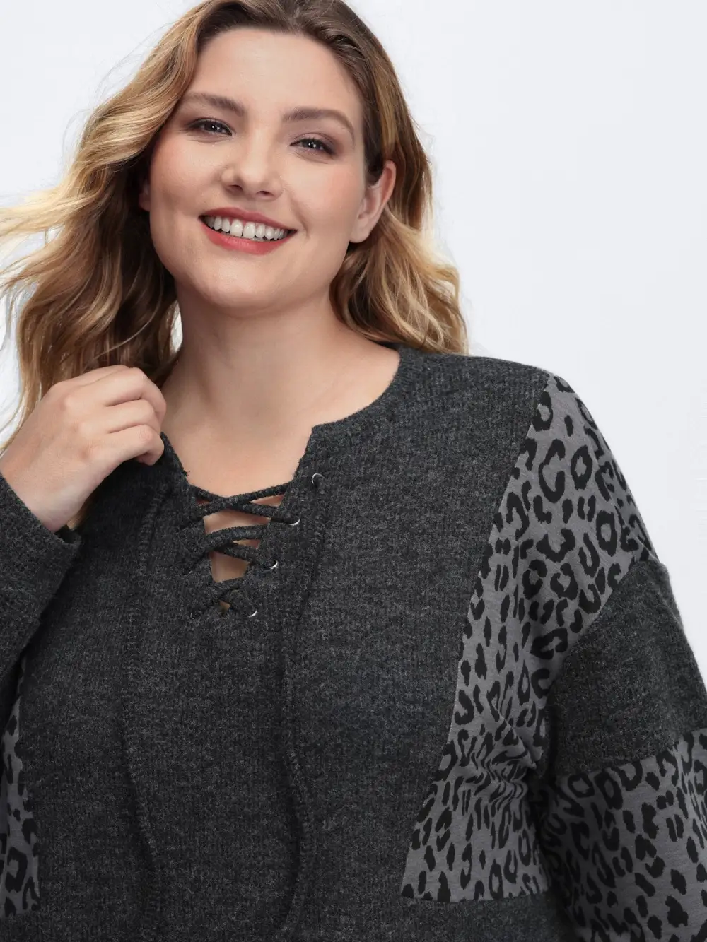 Leopard Print Patchwork Cross-Tie Neckline Sweatshirt