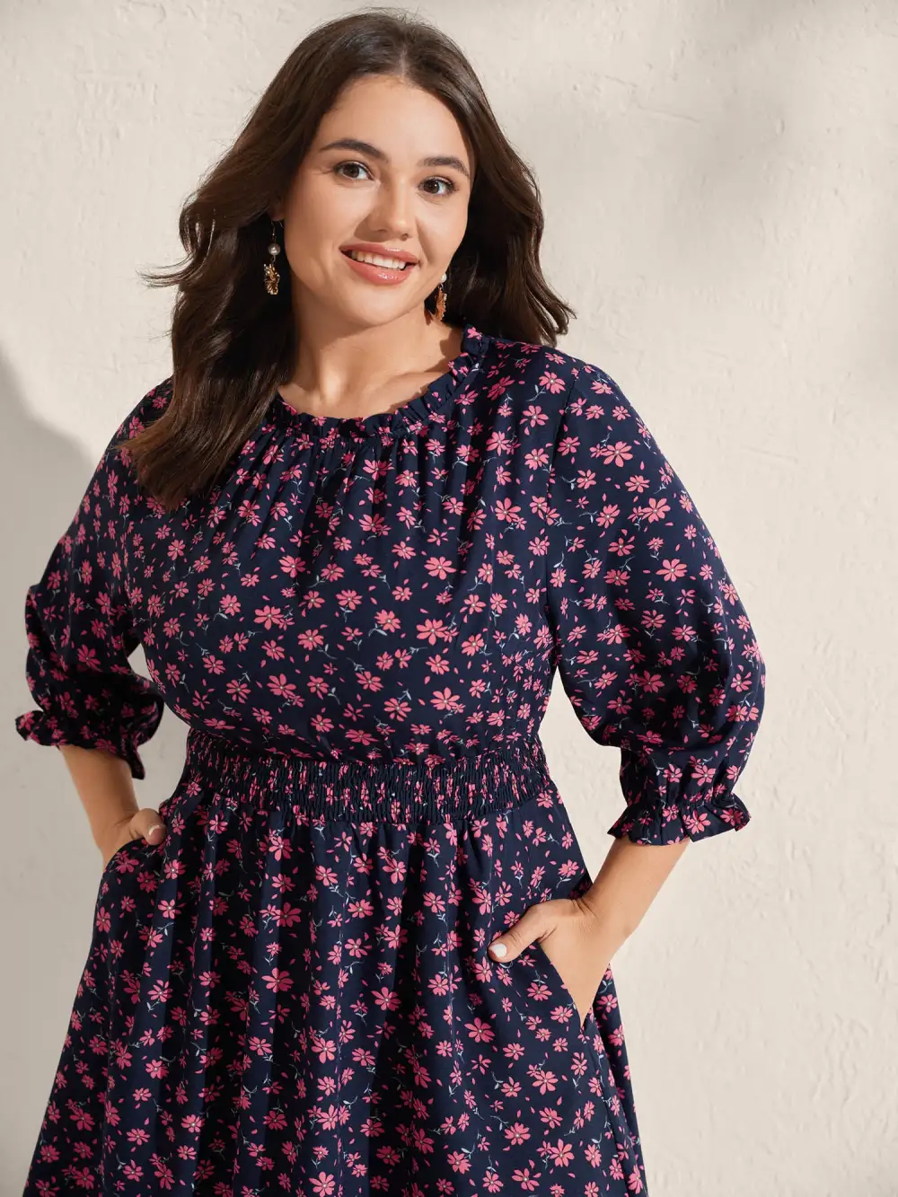 Floral Shirred Waist-Defining Pockets Midi Dress