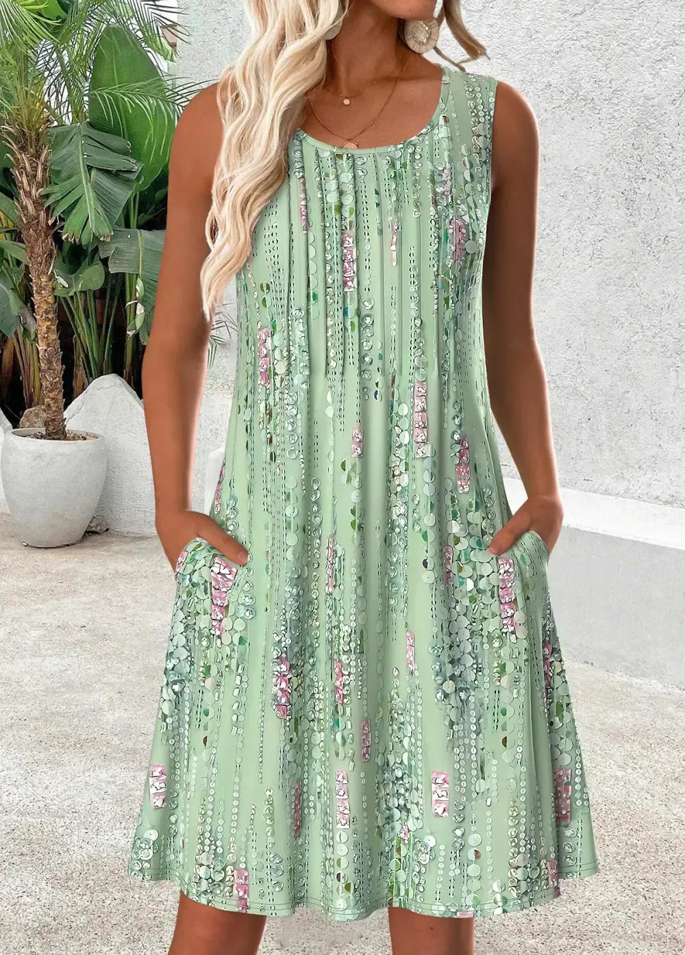 Light Green Short Sleeveless Scoop Neck Dress