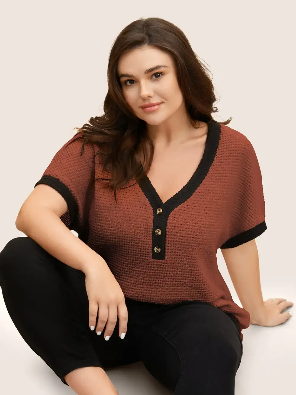 V Neck Contrast Button Detail Knit T-Shirt