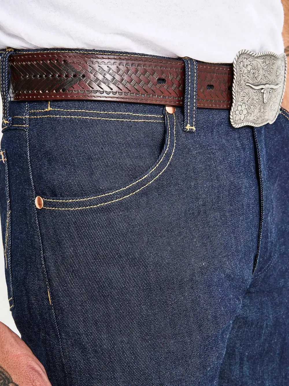 WRANGLER COWBOY CUT ORIGINAL FIT SELVEDGE STRETCH JEAN IN RAW INDIGO