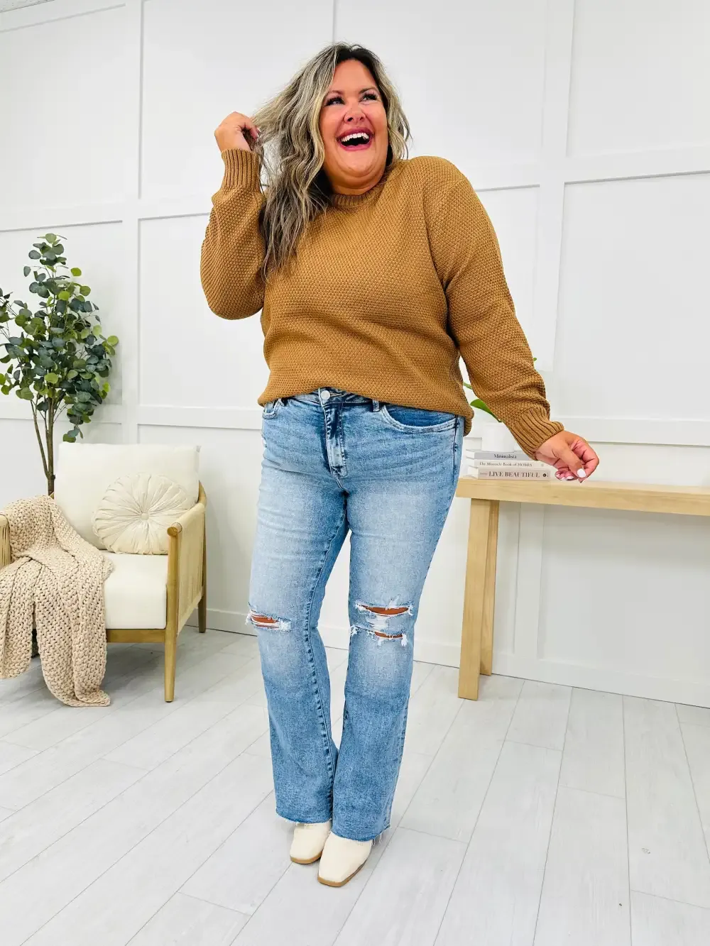 MOCO Exclusive Flare Up Tummy Control Jeans in Reg/Curvy