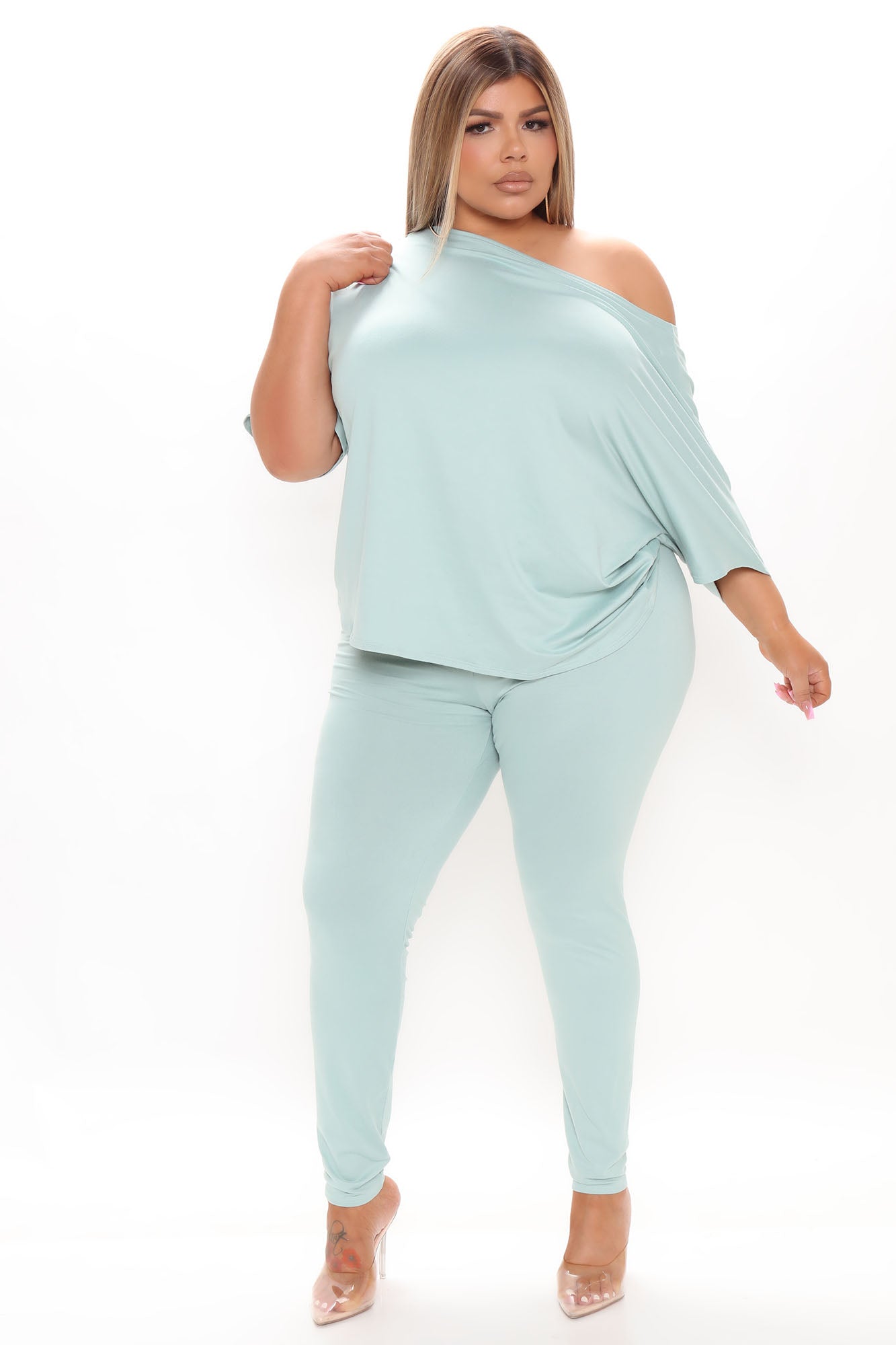 Don't Get This Twisted Short Sleeve Pant Set - Sage