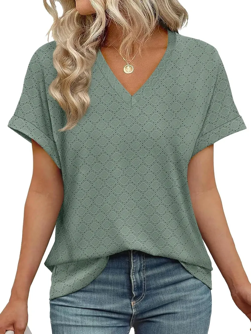 ✨Women's V Neck Eyelet Dressy Casual Basic Short Sleeve Tees