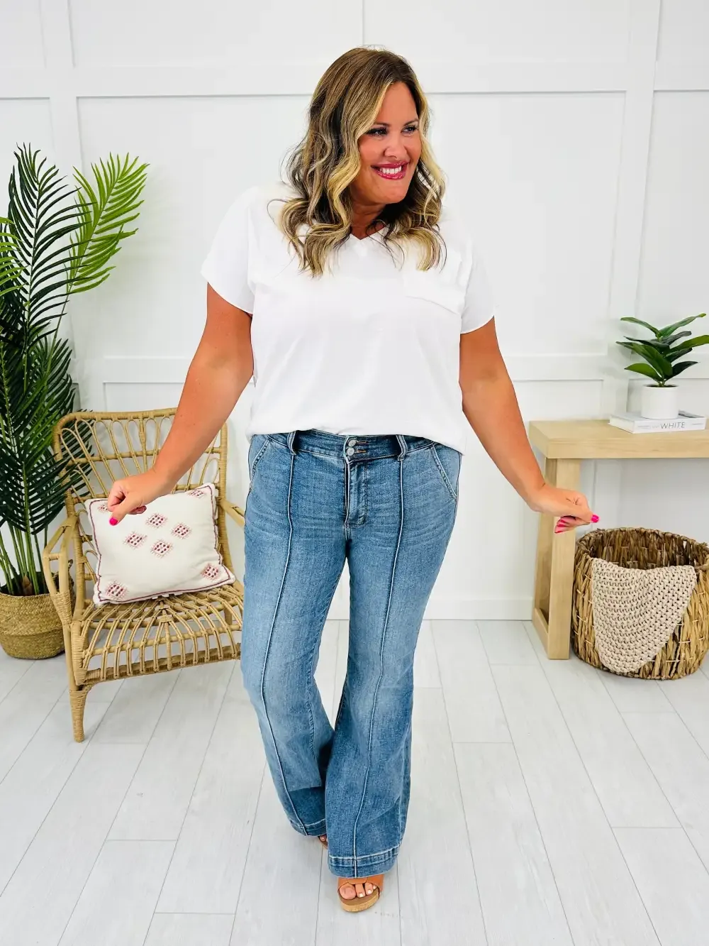 Judy Blue Stop and Stare Flare Jeans