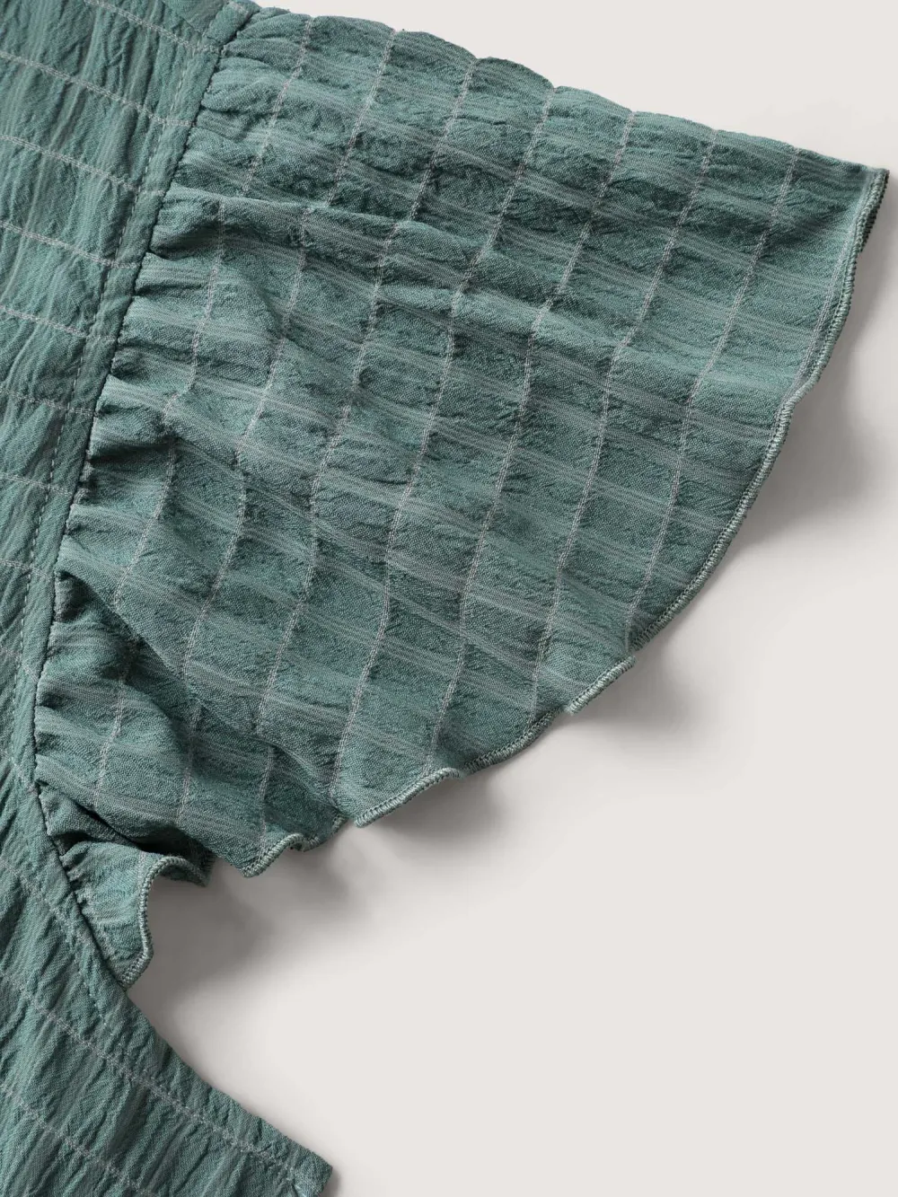 Textured Pockets Collar Flutter Sleeve Midi Dress