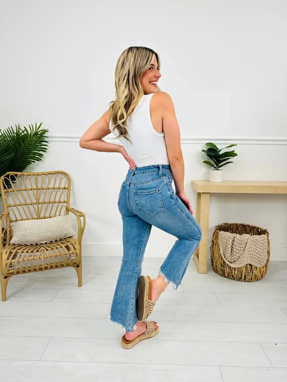 Kick Back And Relax Kick Flare Cropped Jeans in Reg/Curvy