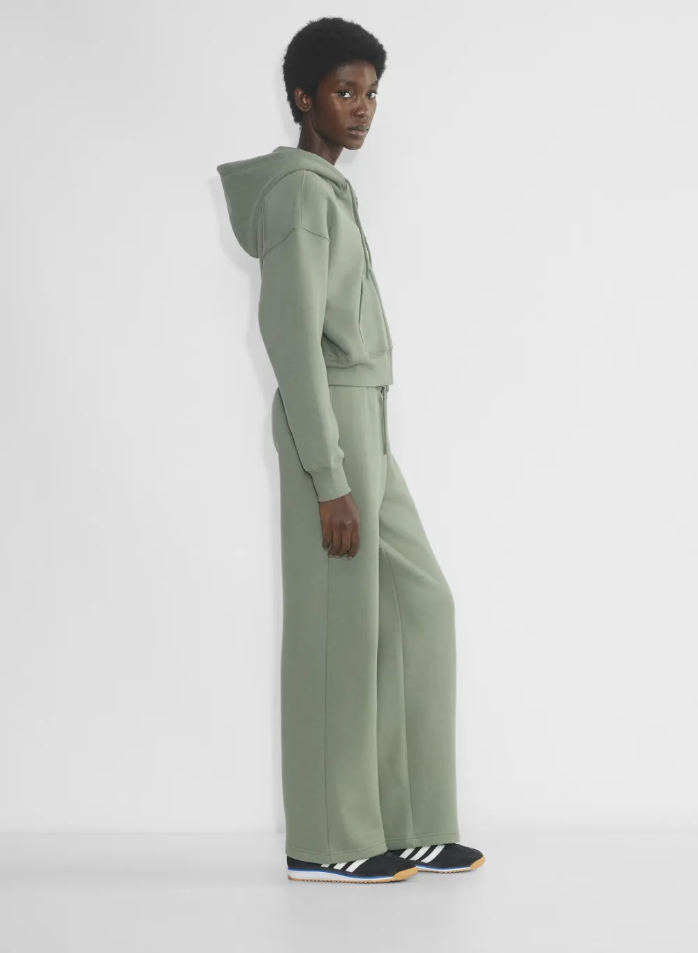 Cozy Fleece Perfect Banded Wide Sweatpant