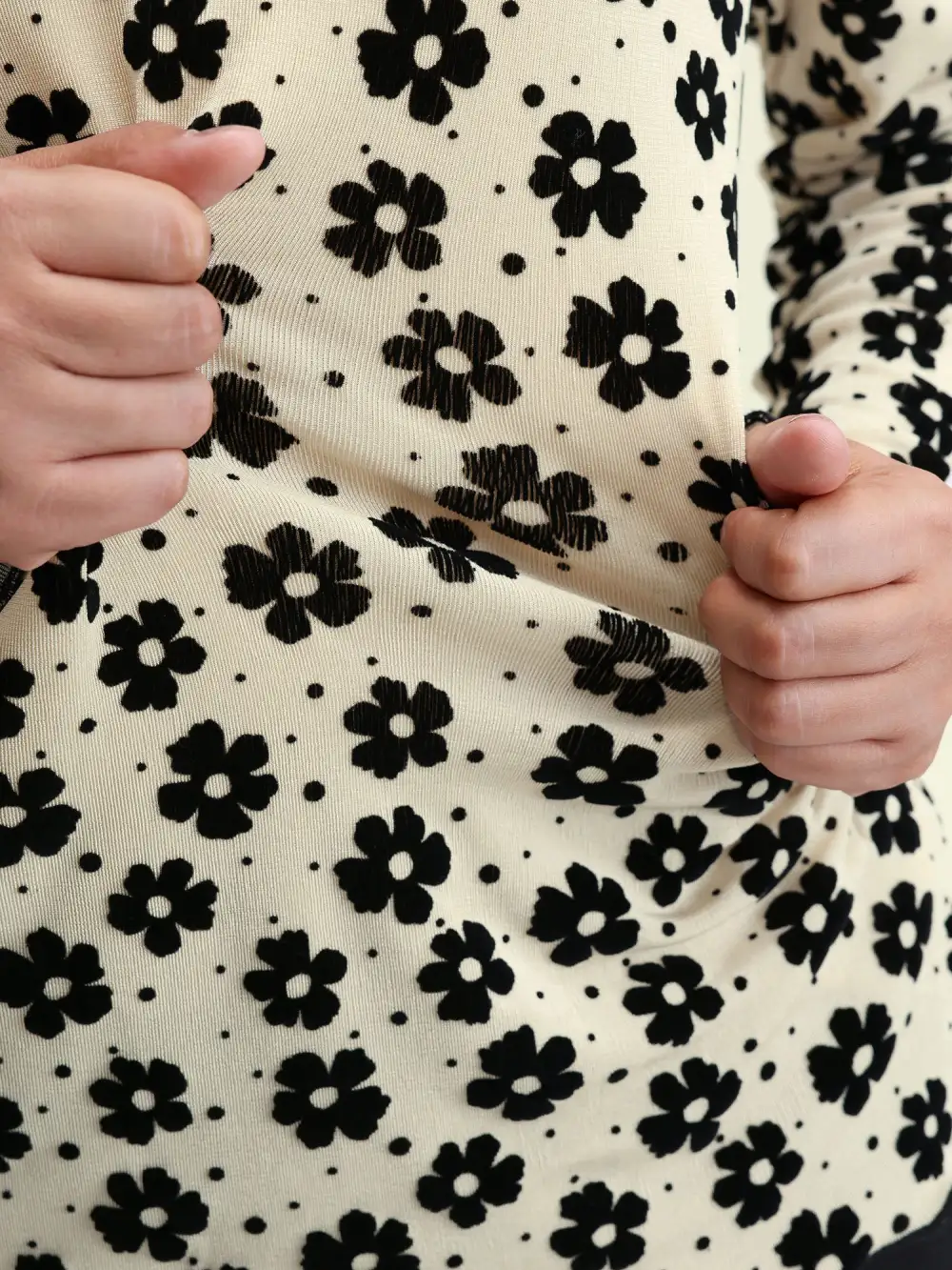 Floral Print Stretchy Mock Neck T-Shirt