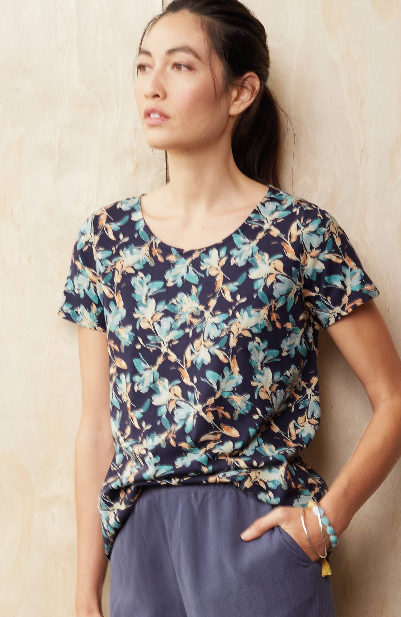 pure jill scoop-neck elliptical tee